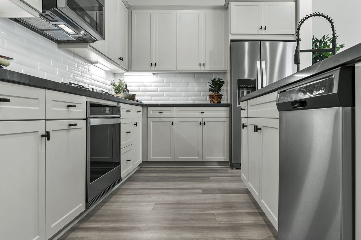 Upgraded Shaker-style thermofoil kitchen cabinets