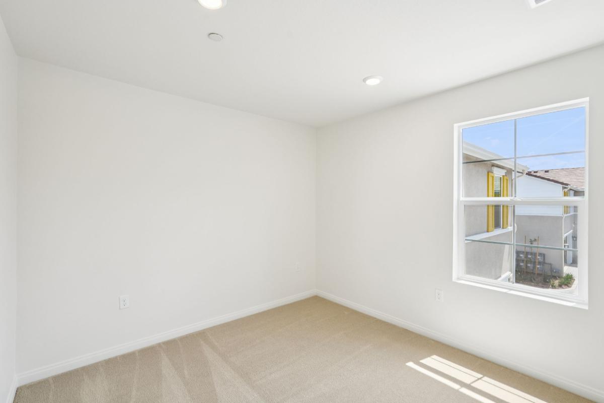 Secondary bedroom