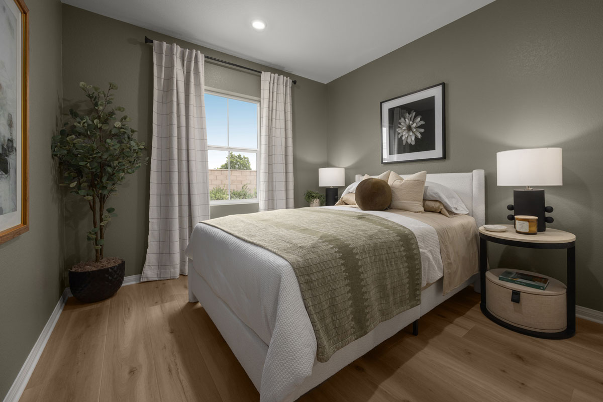Secondary bedroom