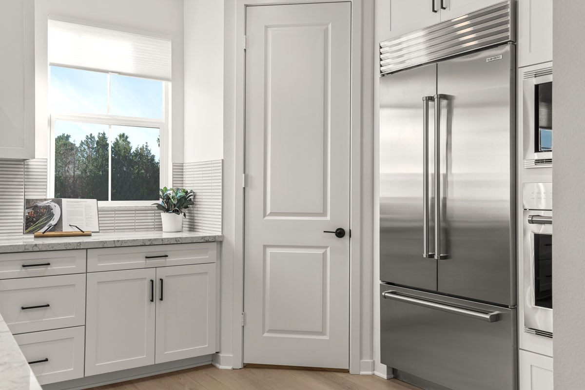 Optional Shaker-style maple cabinets