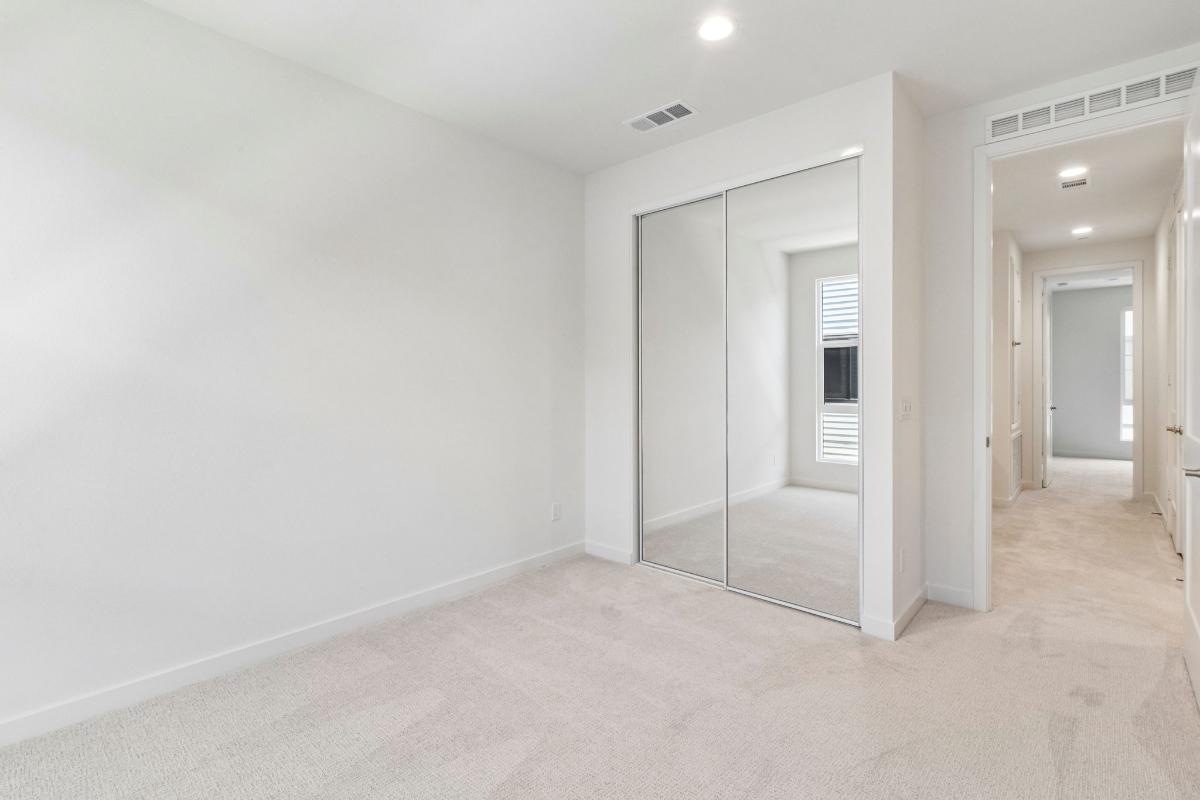 Secondary bedroom