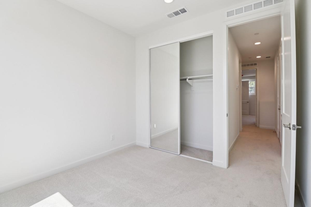 Secondary bedroom