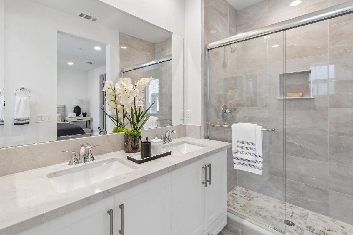 Primary bath