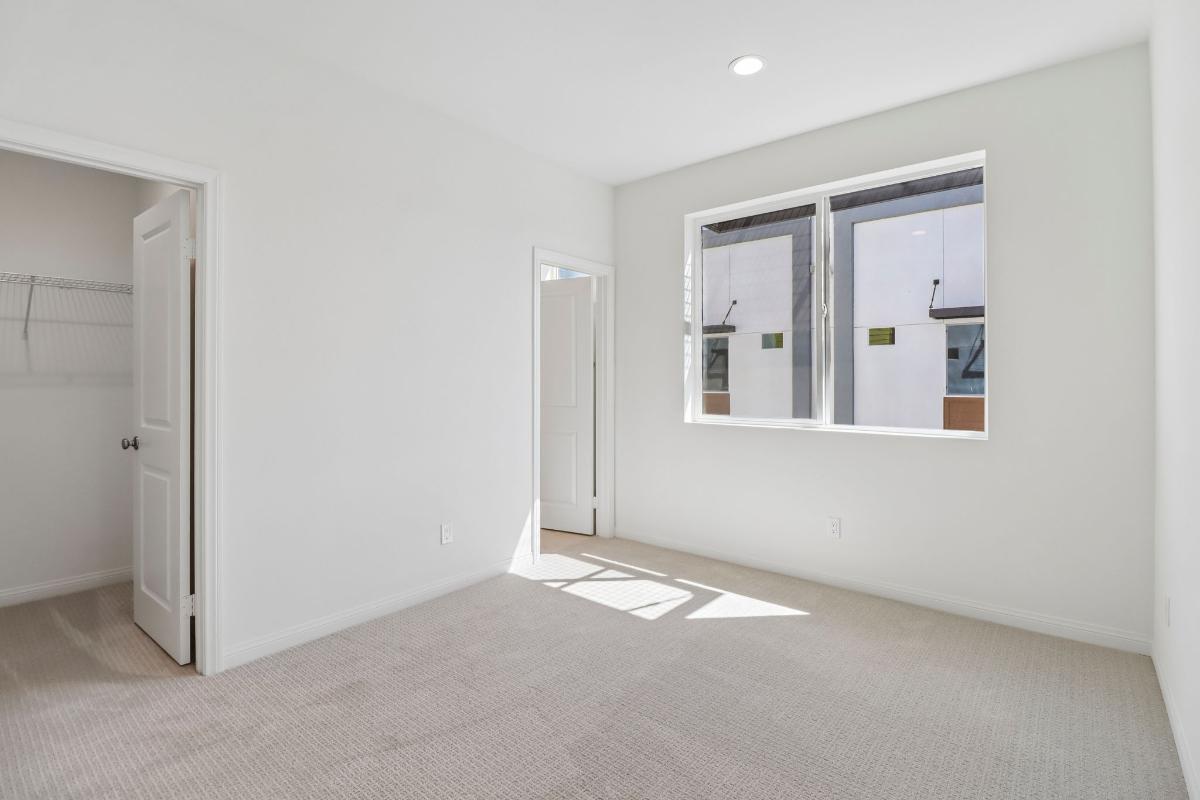 Secondary bedroom
