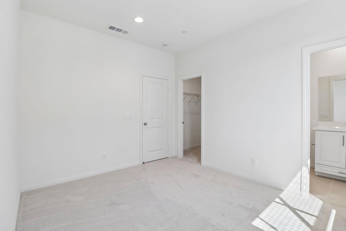 Secondary bedroom