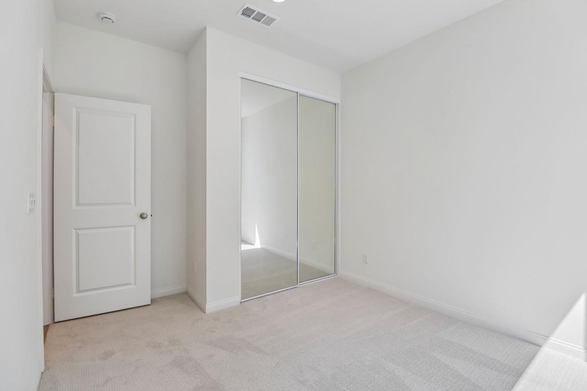 Secondary bedroom