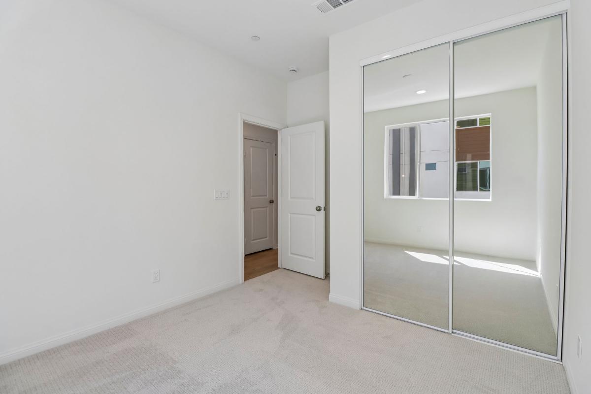 Secondary bedroom