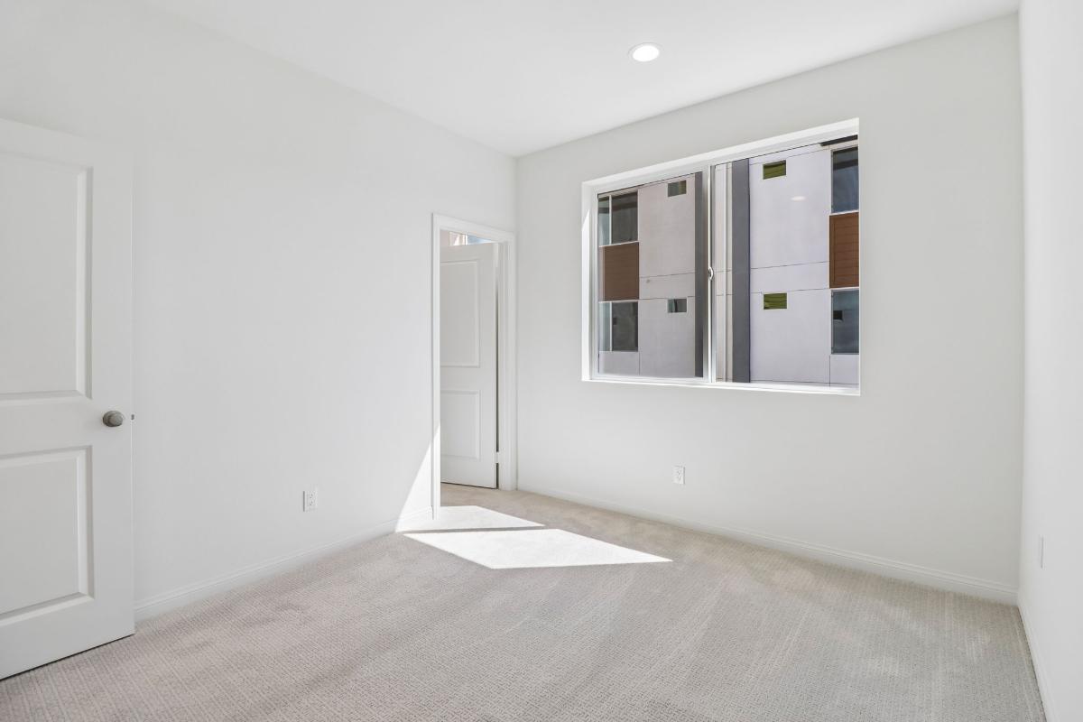 Secondary bedroom