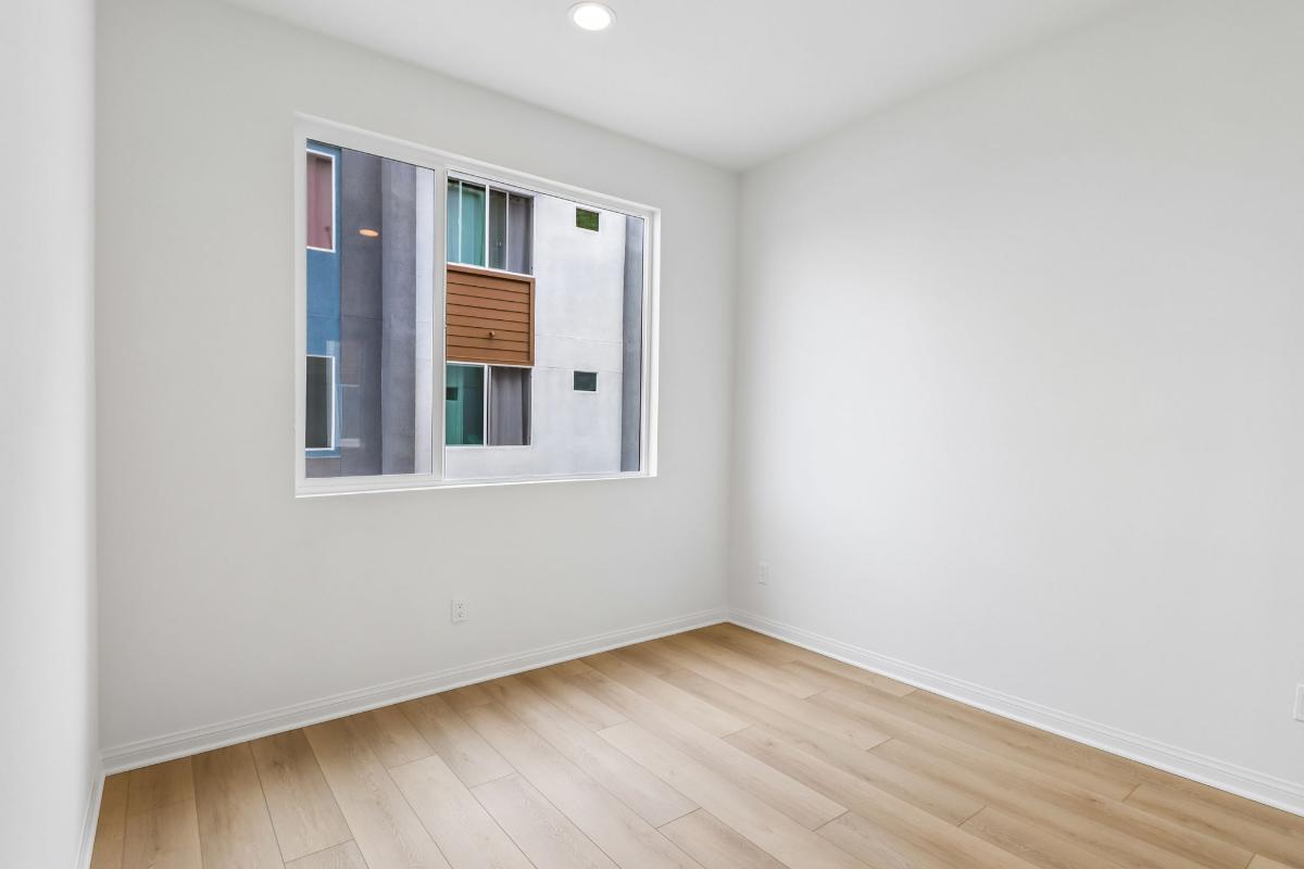 Secondary bedroom
