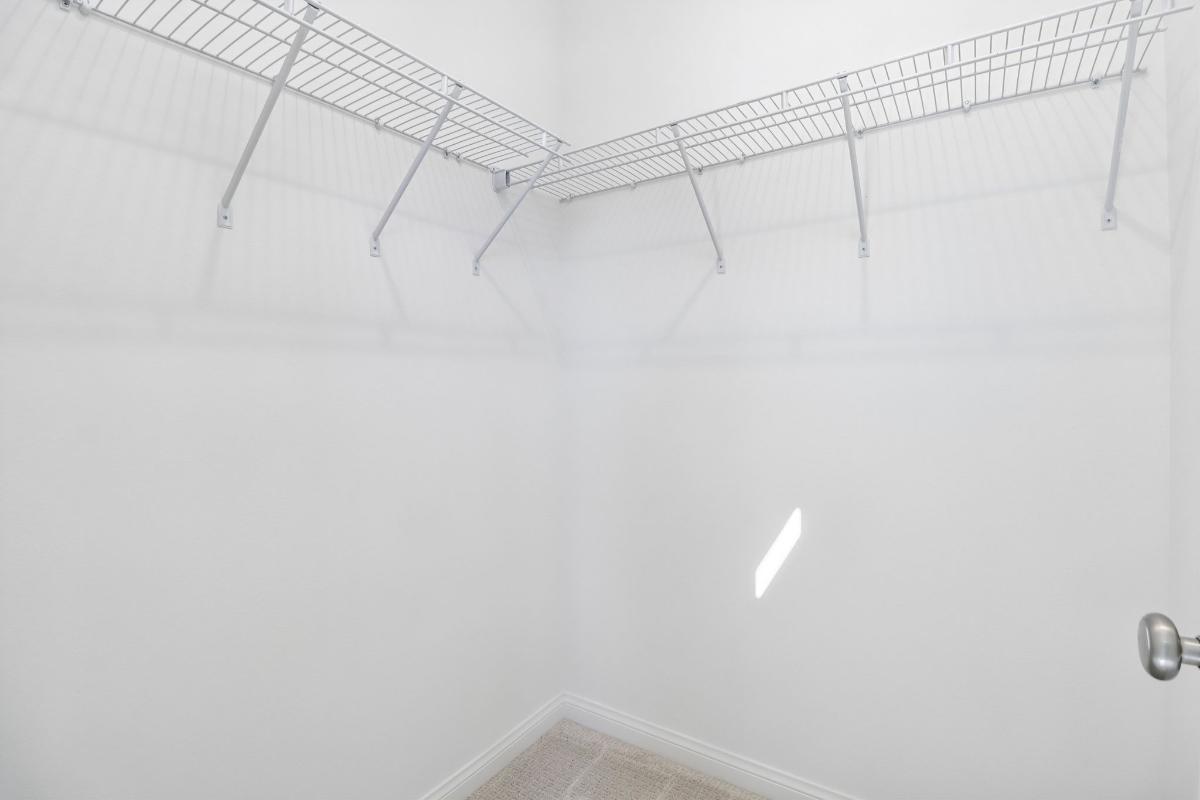 Walk-in closet