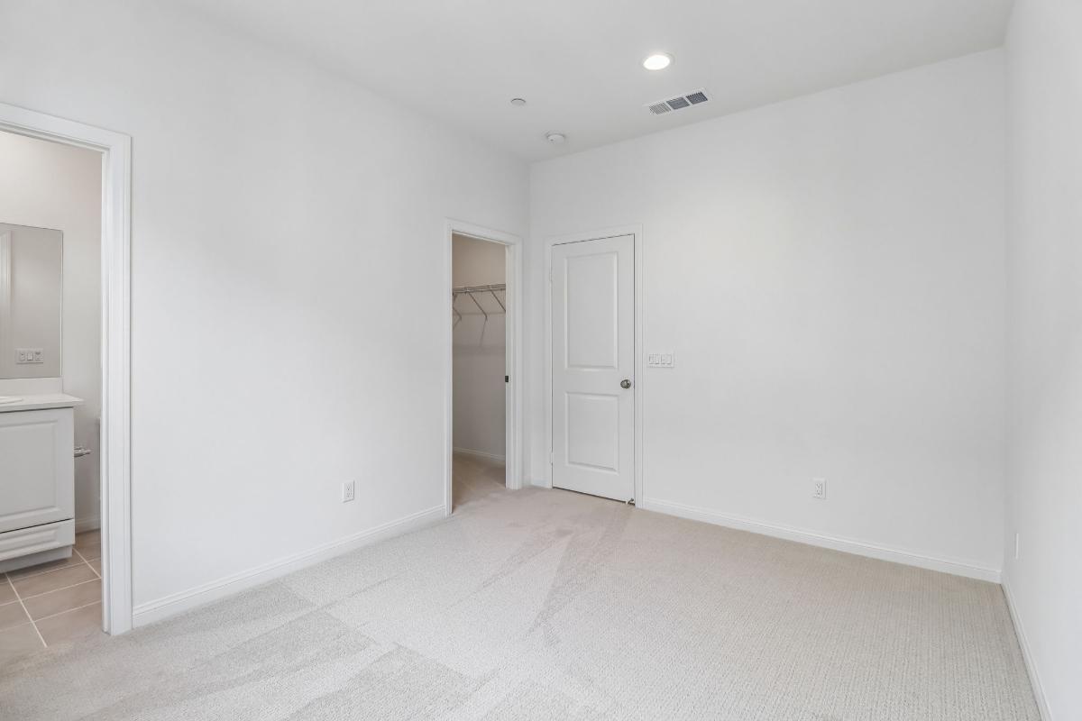 Secondary bedroom
