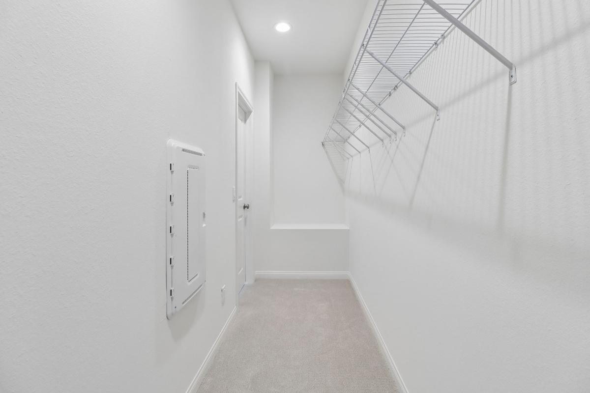 Walk-in closet