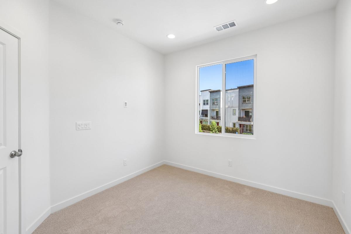 Secondary bedroom