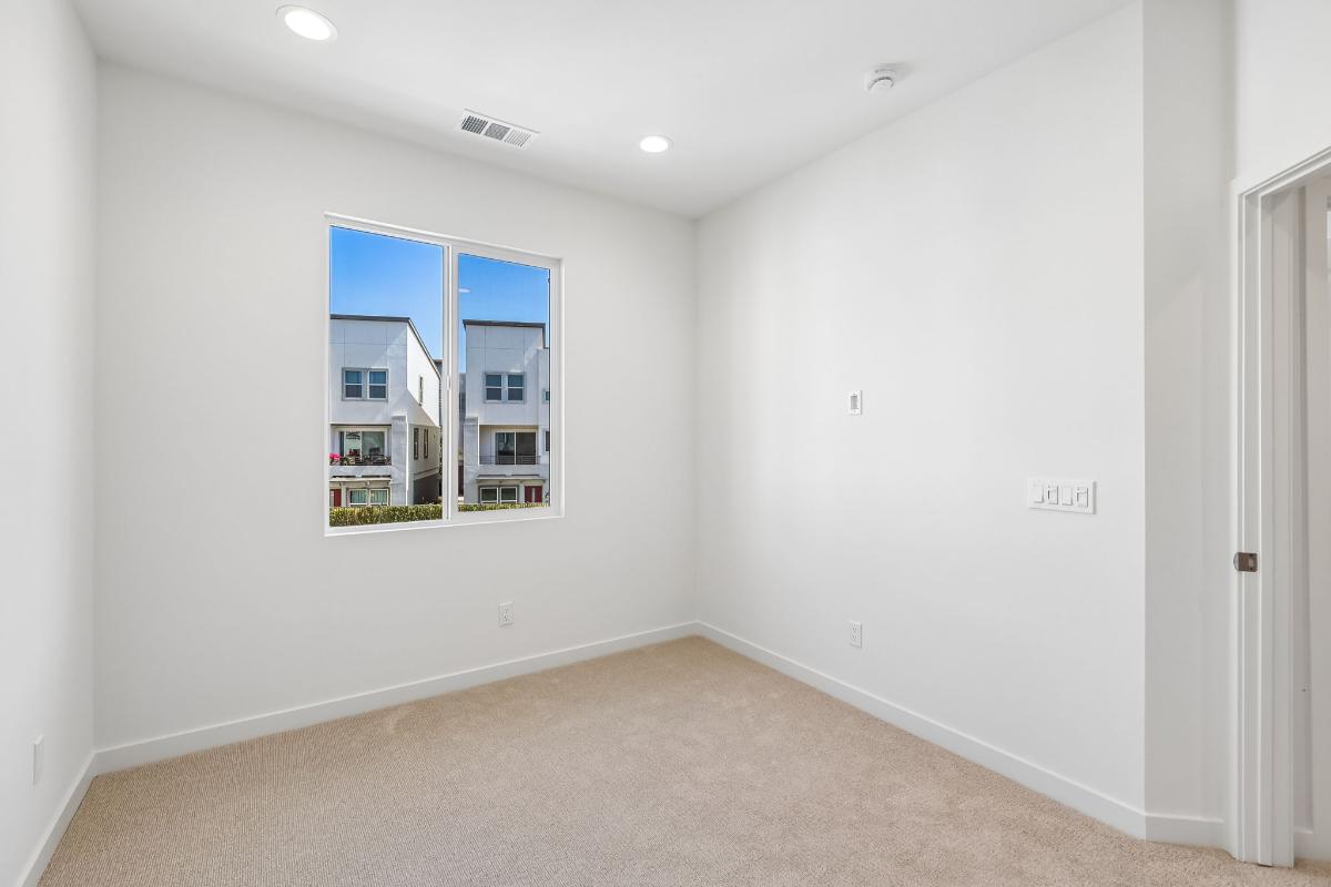 Secondary bedroom