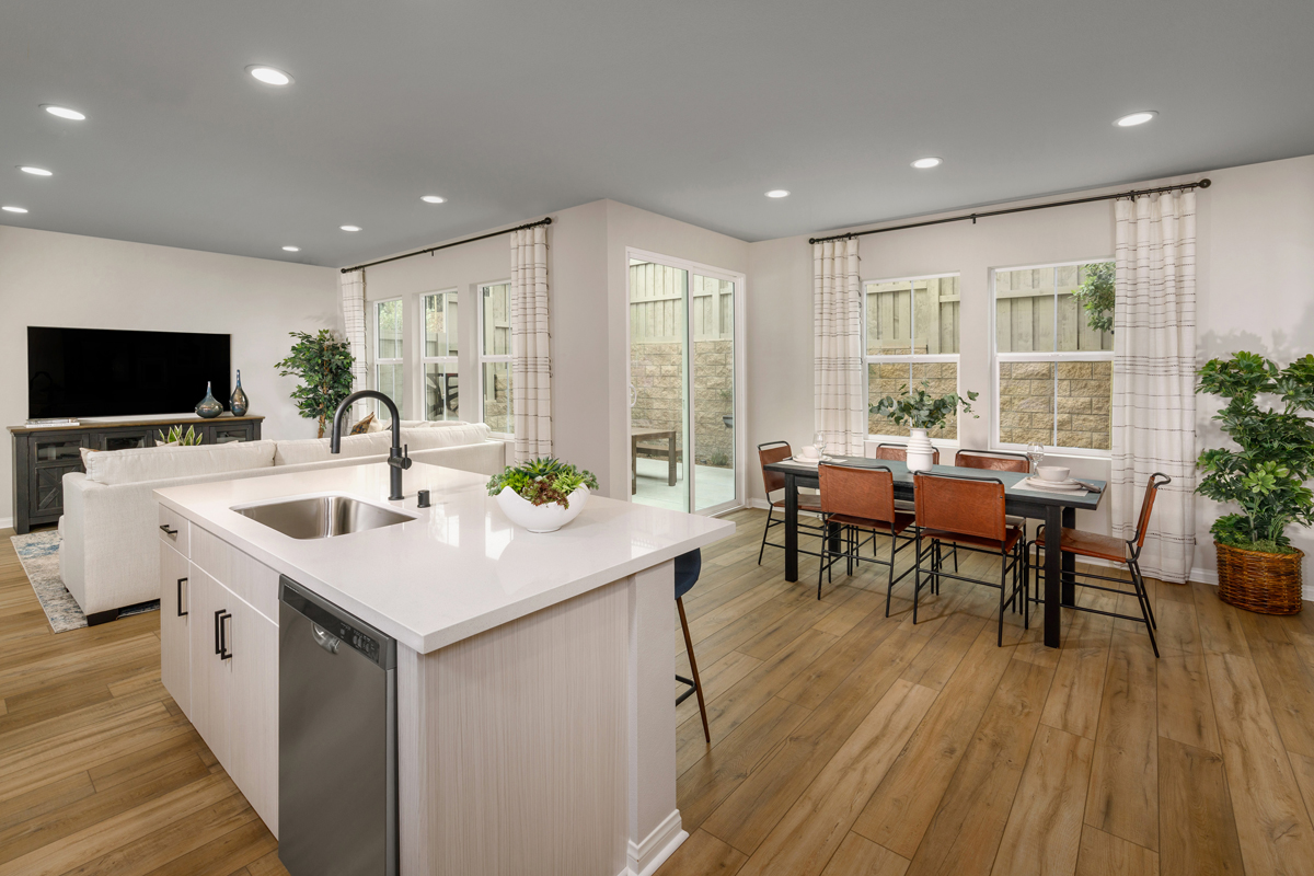 New Homes in Vista, CA - Silverado Plan 1908 Great Room