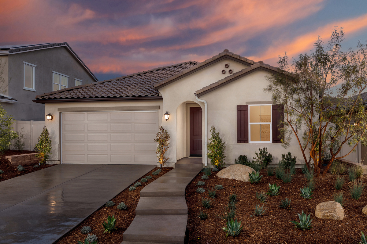 New Homes in 1308 Chaparral Dr, CA - Plan 1867 Modeled