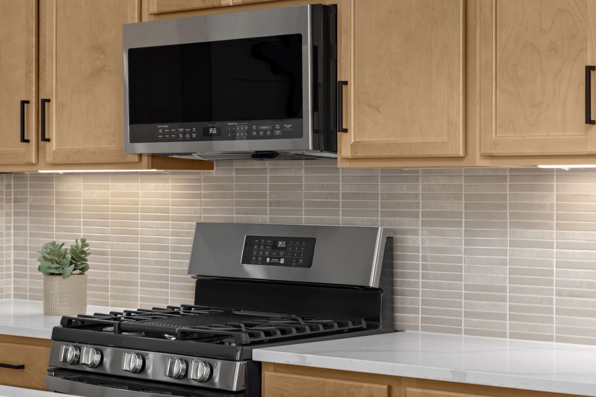 Tile backsplash