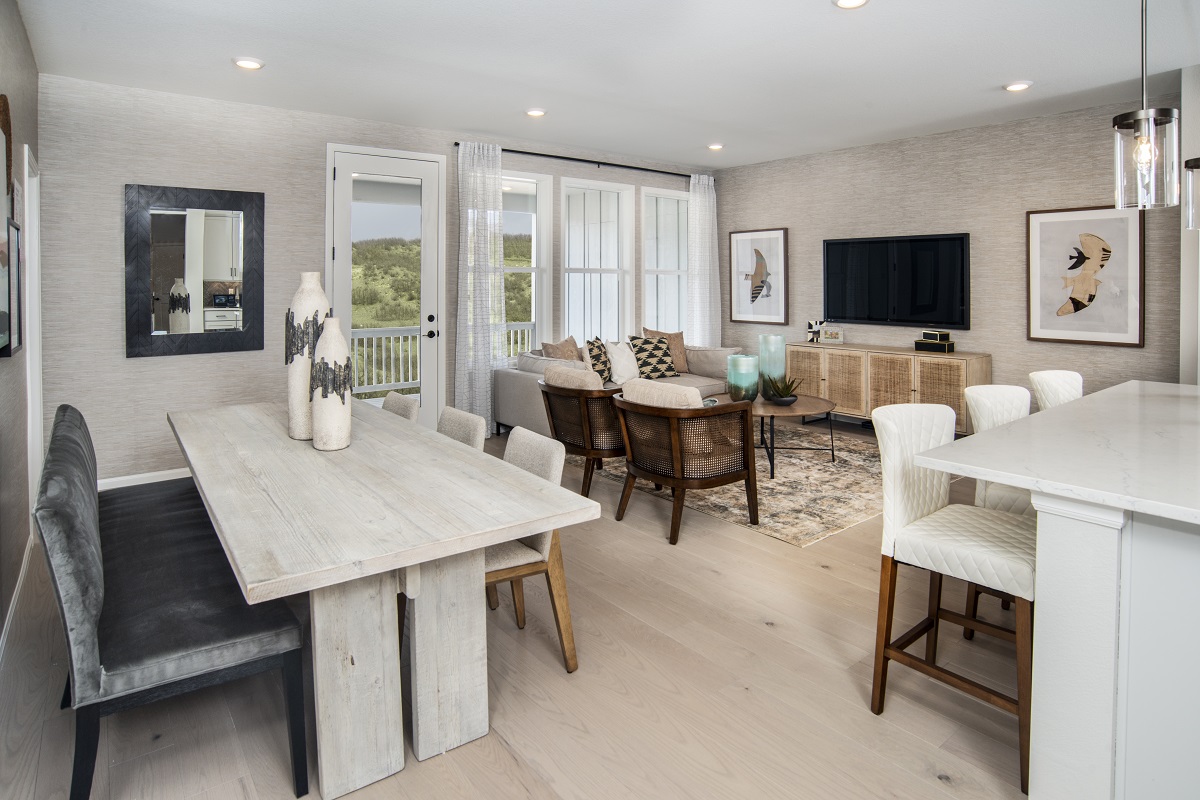 New Homes in Castle Rock, CO - Azure Villas at The Meadows Plan 1632 Great Room 