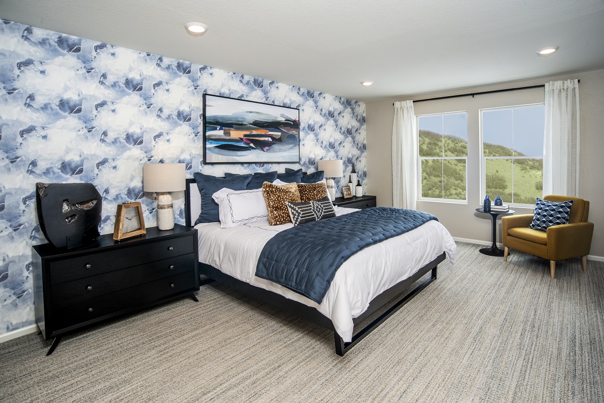 New Homes in Castle Rock, CO - Azure Villas at The Meadows Plan 2343 Primary Bedroom 
