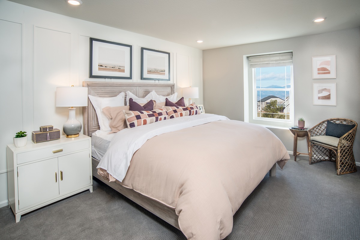 New Homes in Erie, CO - Colliers Hill Villas Plan 1430 Primary Bedroom