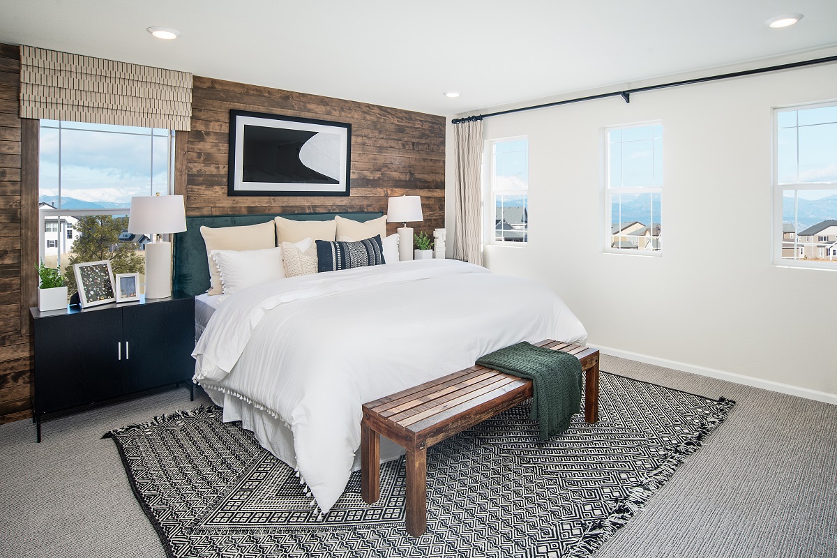 New Homes in Erie, CO - Colliers Hill Villas Plan 1934 Primary Bedroom