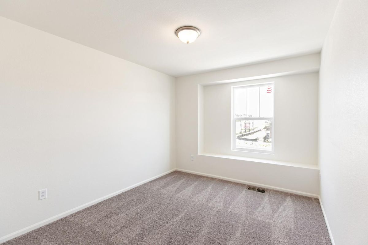 Secondary bedroom