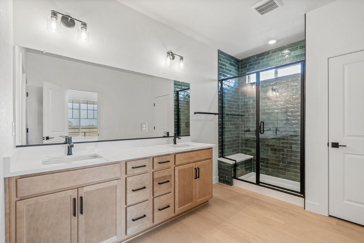 Primary bath