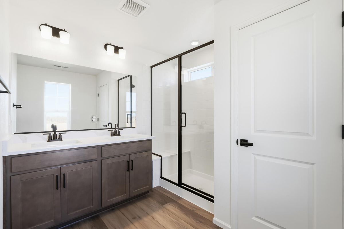 Primary bath