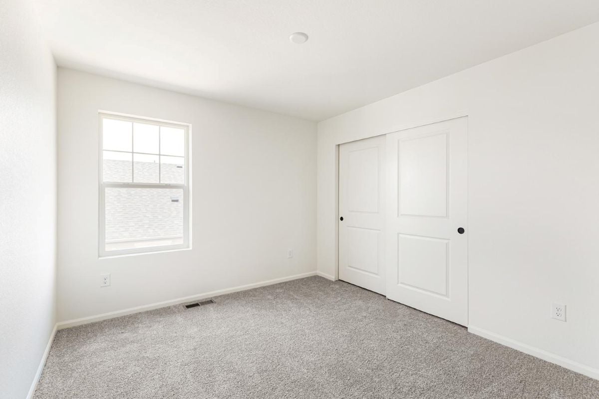 Secondary bedroom