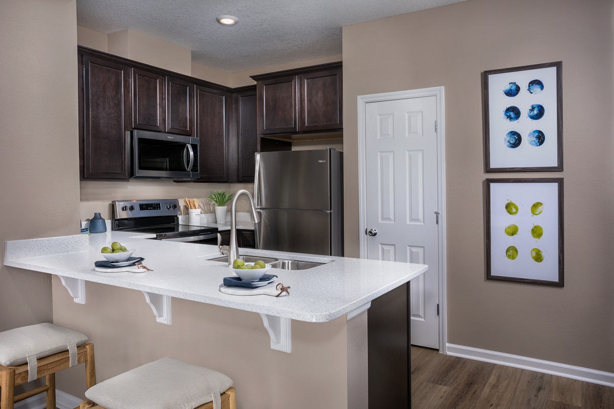 New Homes in Jacksonville, FL - Greenland Place Townhomes Plan 1359 Kitchen