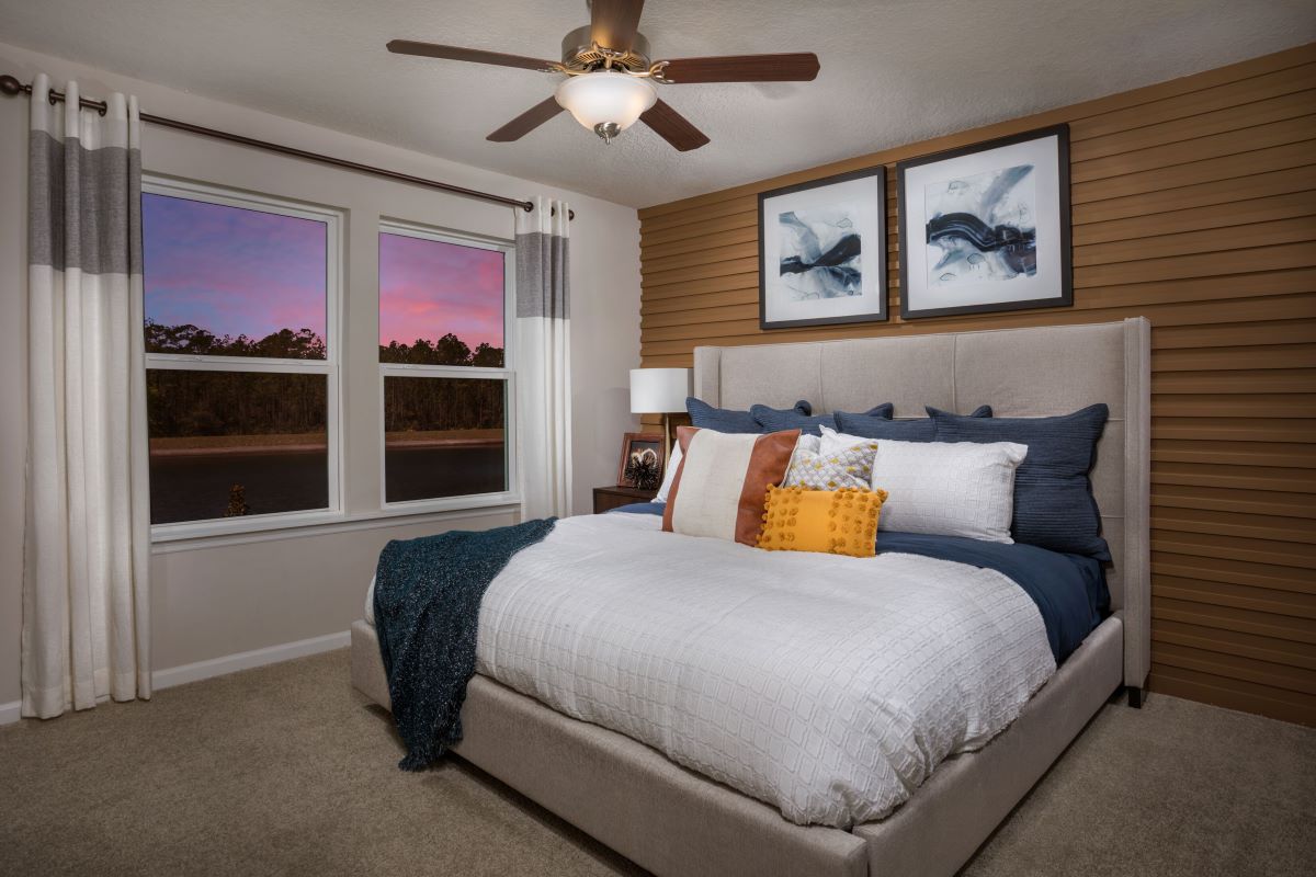 New Homes in Jacksonville, FL - Meadows at Oakleaf Townhomes The Hawkins Primary Bedroom