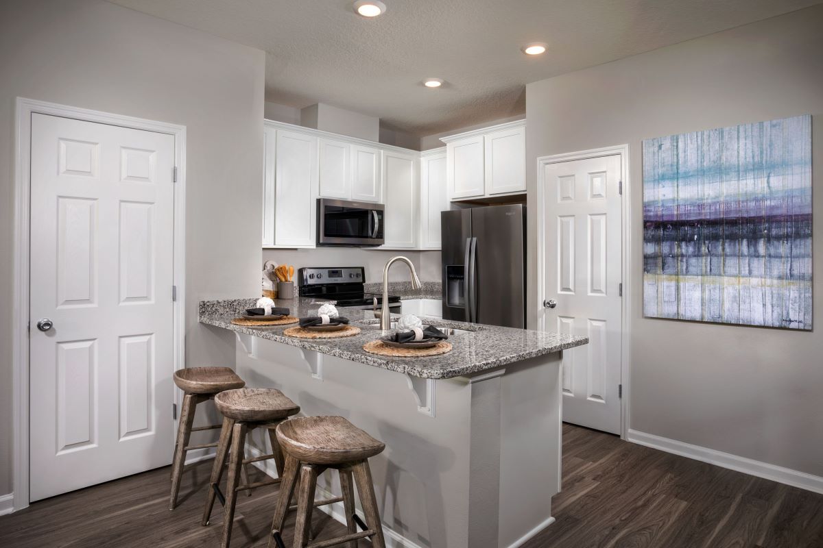 New Homes in Jacksonville, FL - Meadows at Oakleaf Townhomes The Watson Kitchen