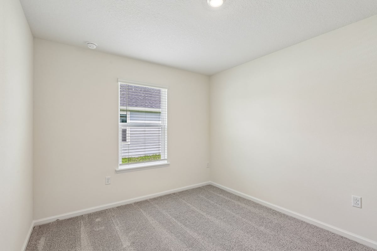 Secondary bedroom