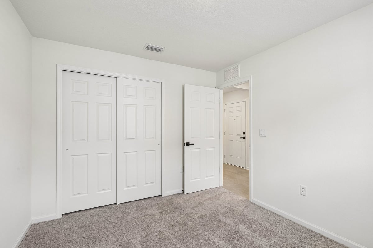 Secondary bedroom