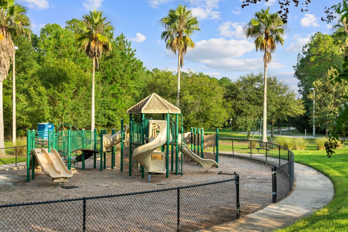 Just minutes away from Palmetto Leaves Regional Park