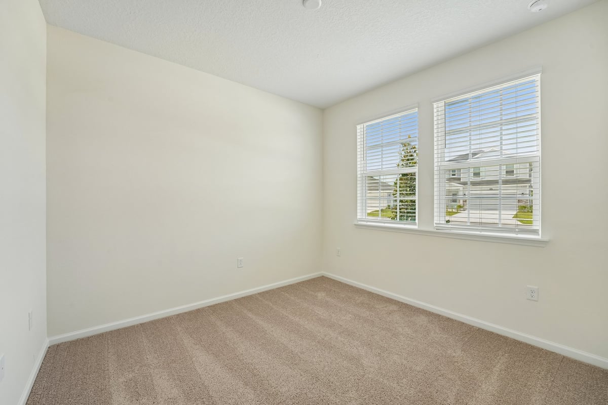 Secondary bedroom