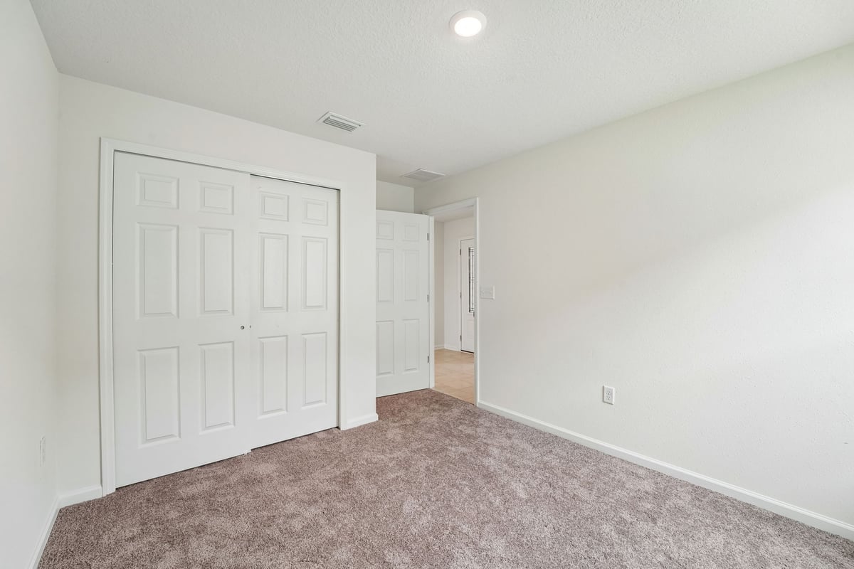 Secondary bedroom