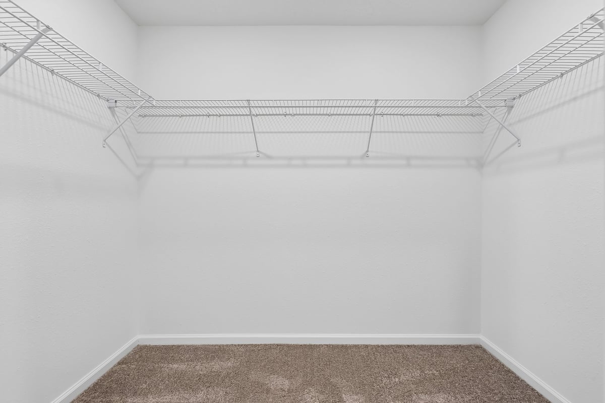 Walk-in closet