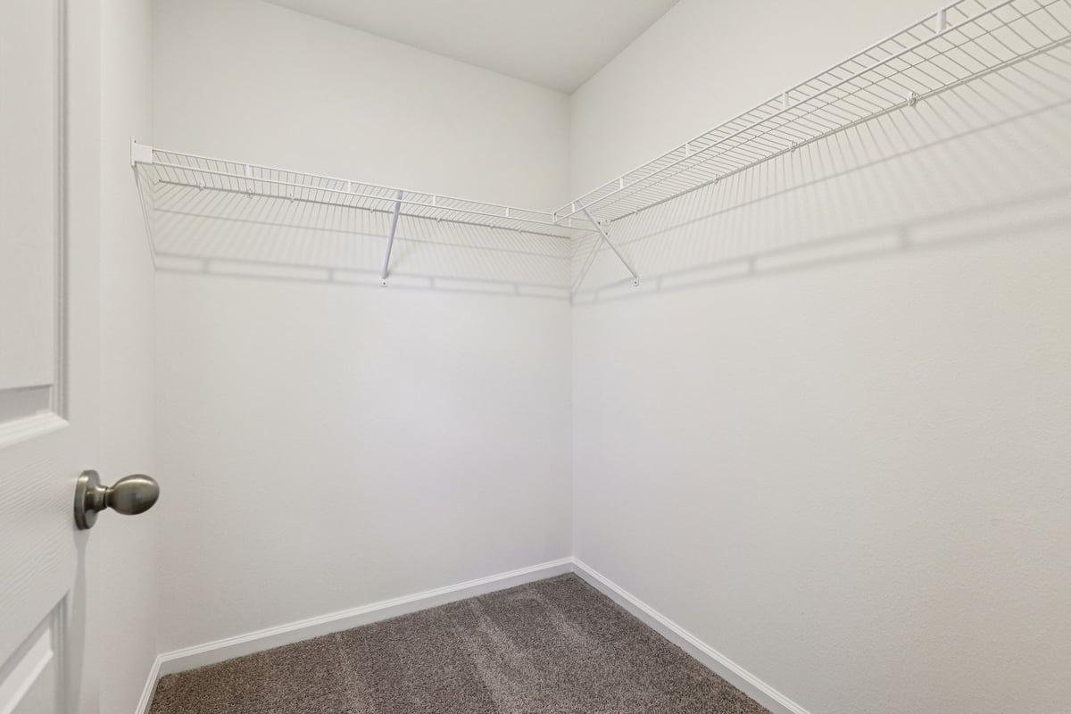 Walk-in closet