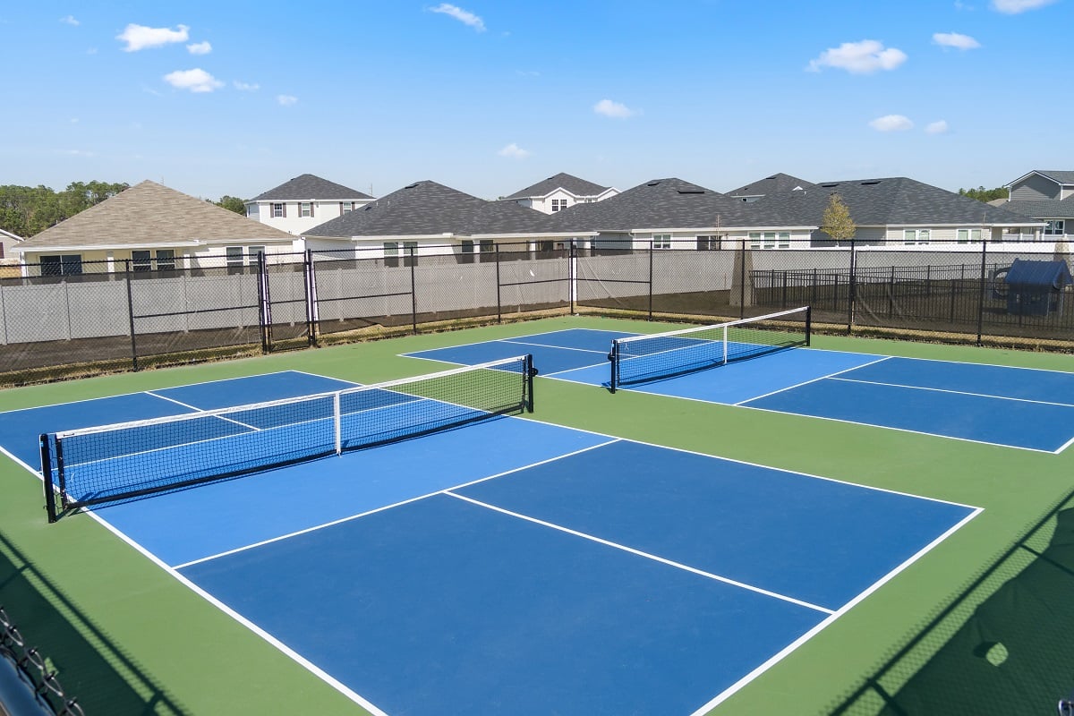 Community pickleball courts