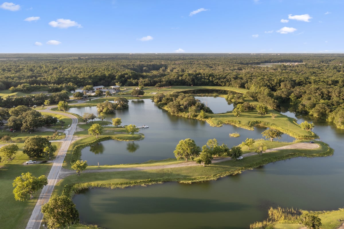 An easy drive to Saddle Creek Park