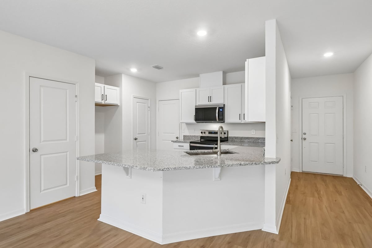 Reserve at Forest Lake Townhomes photo 6