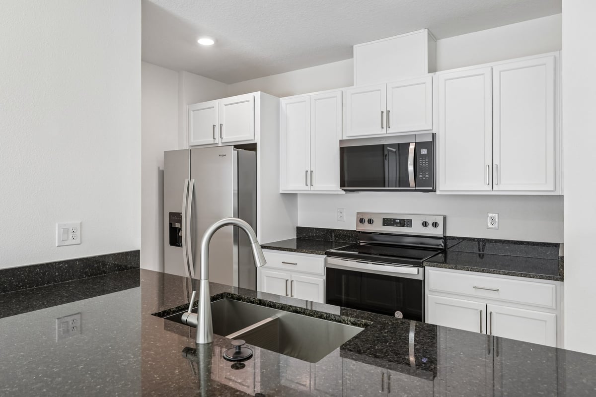 Reserve at Forest Lake Townhomes photo 4