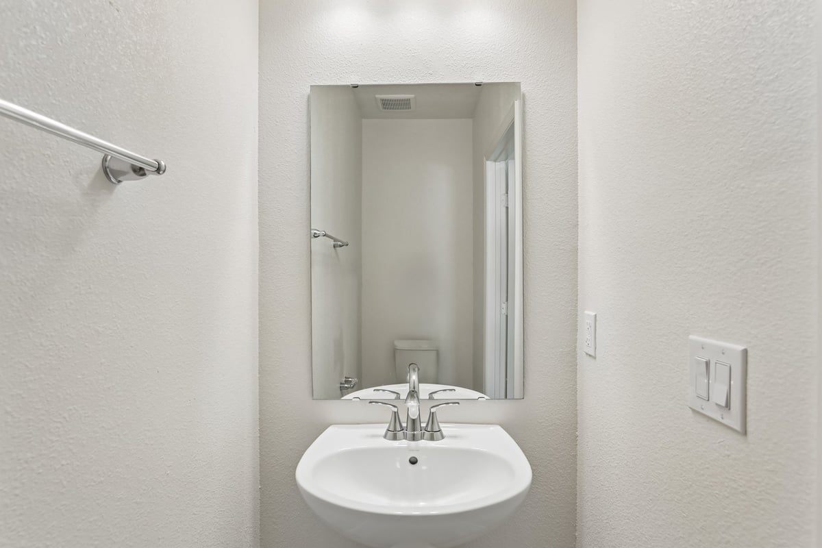 Reserve at Forest Lake Townhomes photo 6