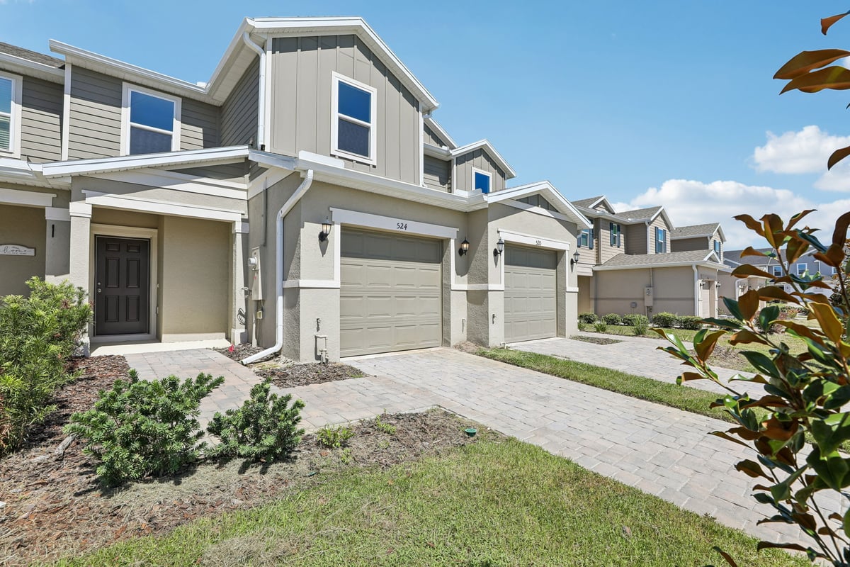 Reserve at Forest Lake Townhomes photo 2