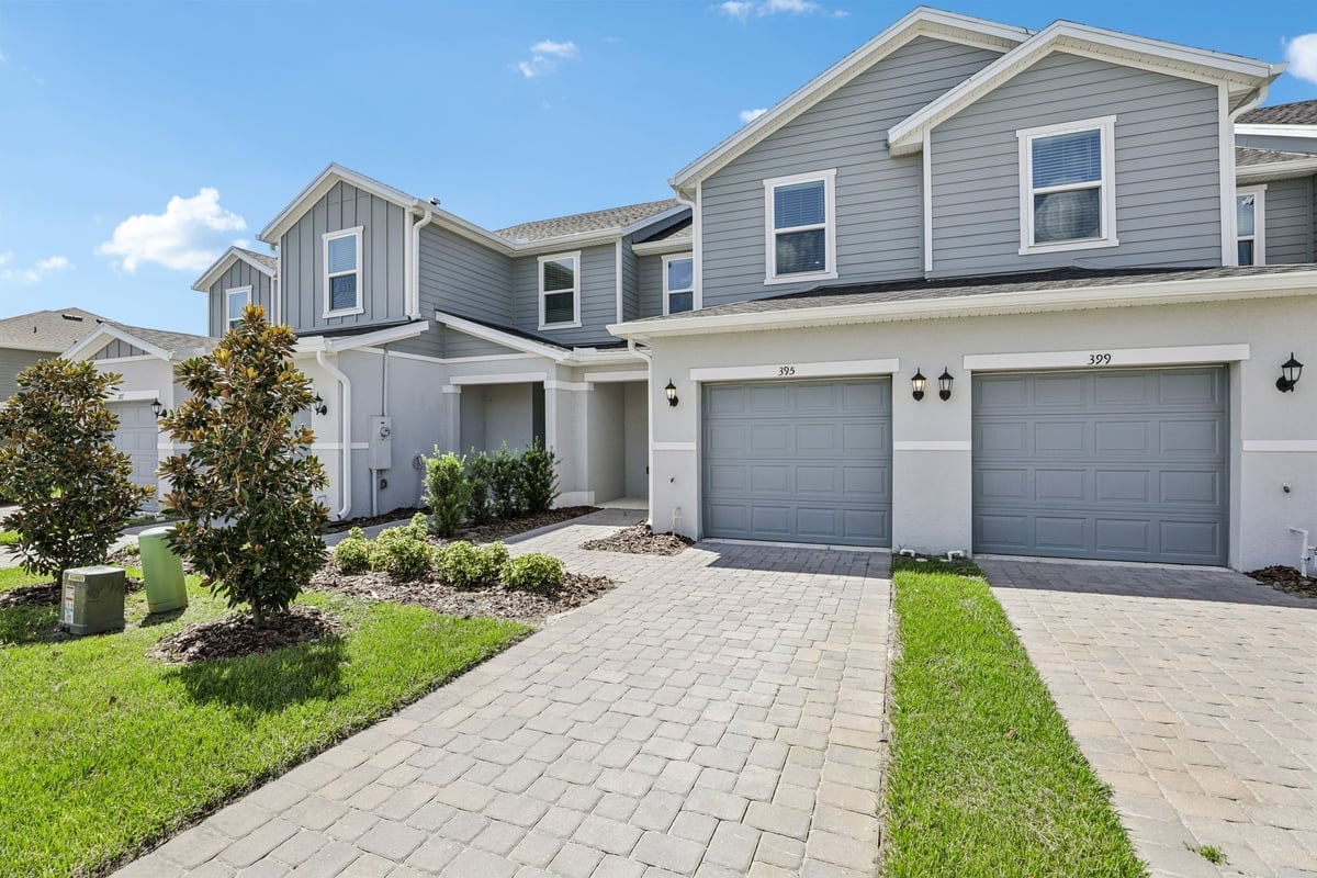 Reserve at Forest Lake Townhomes photo 2