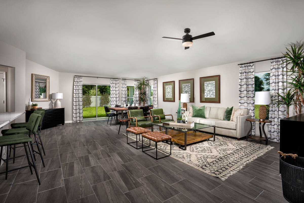 New Homes in Apopka, FL - Legacy Hills Plan 2033 Great Room