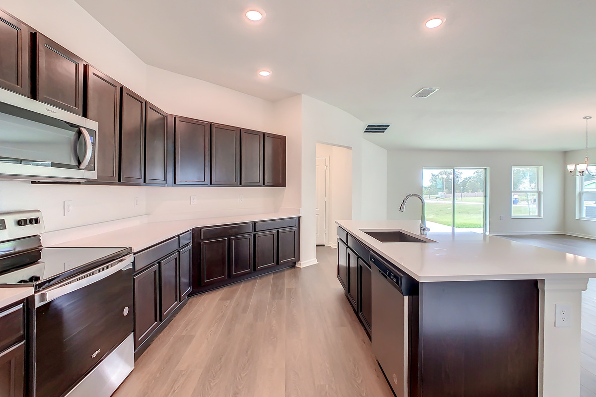 New Homes in Haines City, FL - Summerlin Groves Homesite 152 Kitchen