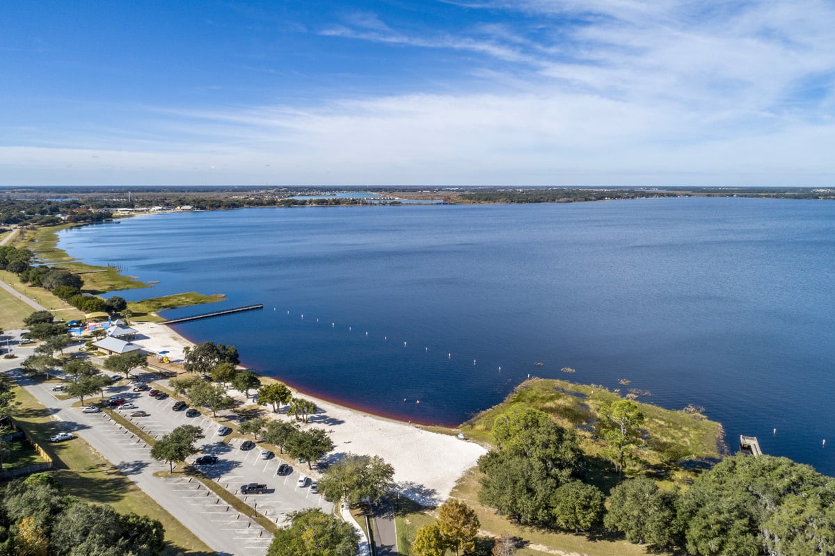 A 10-minute drive to Clermont Waterfront Park