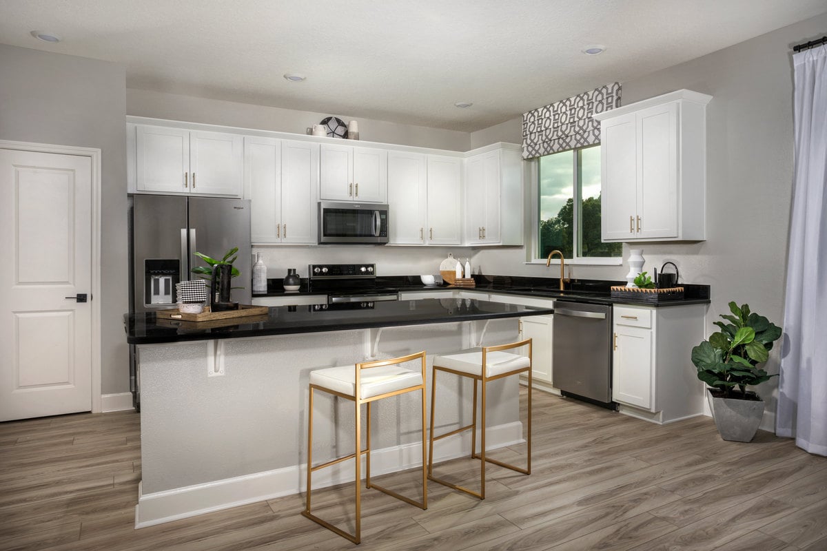New Homes in Clermont, FL - The Sanctuary II Plan 2566 Kitchen